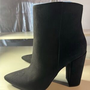Shoe dazzle booties